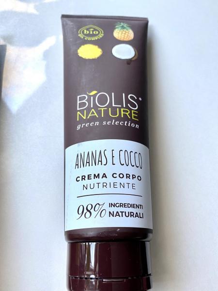 BIOLIS NATURE - 98% натуральные ингредиенты! Крем для тела Ananas e Cocco , 250 мл 